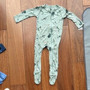Kyte BABY Sea Green Shark Print Footie